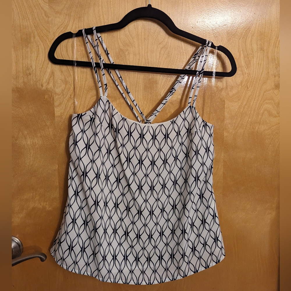 Banana Republic Cami Quatrefoil Print Size 2P